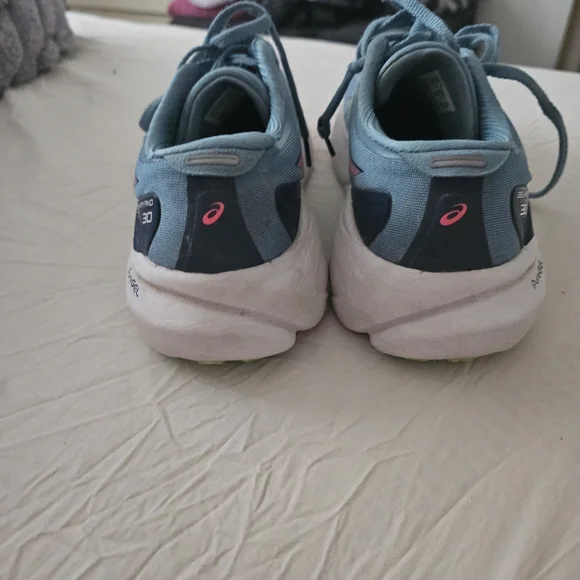 Asics Gel Kayano 30 Size 6 1/2 - Picture 3 of 5